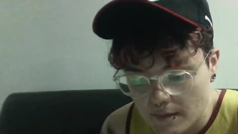 Megan and sophi online show from March 2025 02:14:02 AM