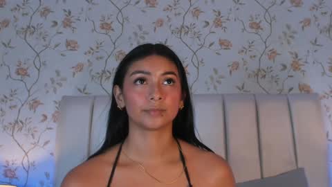 Carolina Paez online show from February 2025 01:45:02 AM