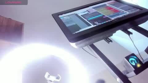     online show from April 2026 11:57:02 AM