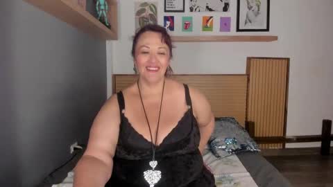 megan_dreams1 online show from February 2025 03:58:02 AM