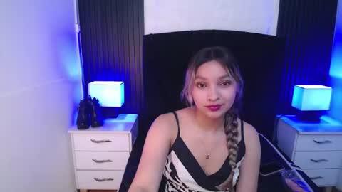 megan_hs1 online show from June 2026 01:35:02 PM