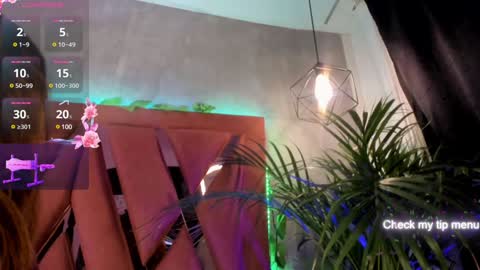 Snapshot of megan_inked_ chatting on February 2025 02:58:01 AM online show from February 2025 02:58:01 AM