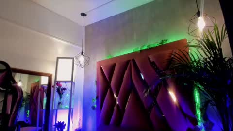 Snapshot of megan_inked_ chatting on March 2025 02:15:02 AM online show from March 2025 02:15:02 AM