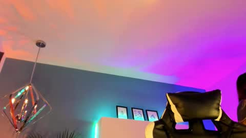 Snapshot of megan_inked_ chatting on September 2025 02:33:01 AM online show from September 2025 02:33:01 AM