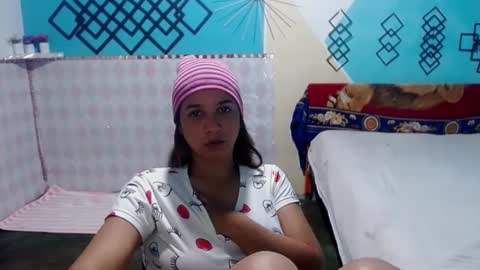 Snapshot of megan_little_ chatting on January 2025 01:55:01 AM amanda online show from January 2025 01:55:01 AM