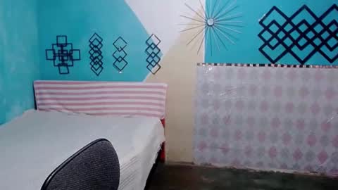 Snapshot of megan_little_ chatting on February 2025 04:04:02 PM amanda online show from February 2025 04:04:02 PM