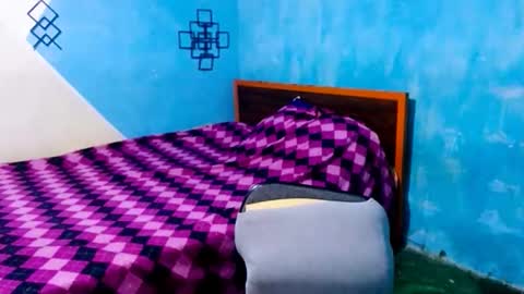 Snapshot of megan_little_ chatting on October 2025 08:09:02 PM amanda online show from October 2025 08:09:02 PM