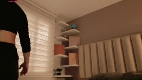     online show from September 2025 12:07:01 PM