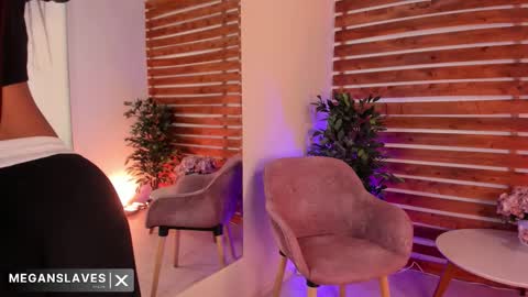 Snapshot of megan_raiin chatting on March 2026 08:40:01 AM megan_raiin online show from March 2026 08:40:01 AM