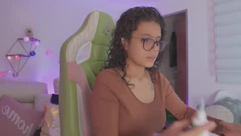 Snapshot of megan_ssmith_ chatting on November 2025 09:14:02 PM MEGAN online show from November 2025 09:14:02 PM