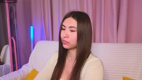 Snapshot of megan_williamms chatting on October 2025 10:44:01 AM Megan online show from October 2025 10:44:01 AM