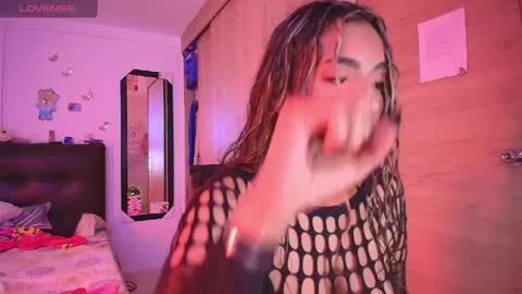 M E G A N   online show from May 2026 09:13:01 PM