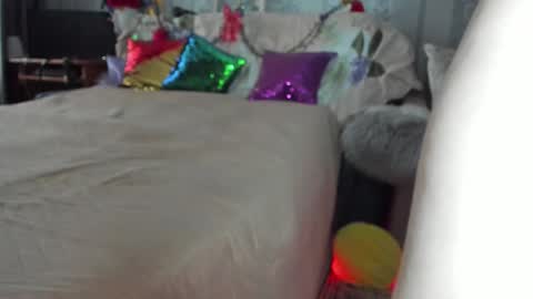 Nicki--------- Welcome to my Room online show from November 2025 08:25:01 AM