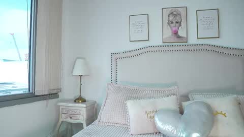 Snapshot of megann__sweet chatting on December 2025 01:52:02 PM Mara online show from December 2025 01:52:02 PM