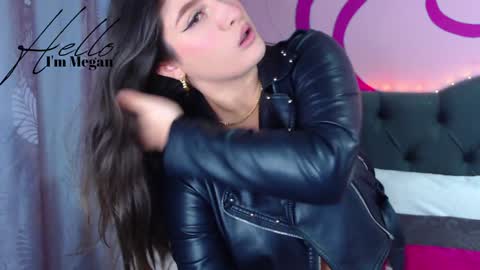 Im Megan Please do not demand a show without first tiping  Thank you online show from December 2024 06:37:02 AM