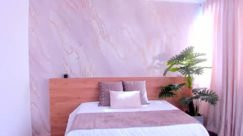 Megan online show from October 2025 01:29:01 PM