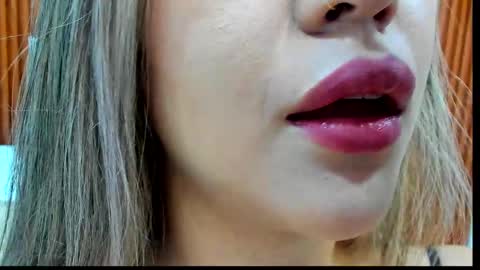 Megan online show from November 2025 01:55:01 PM