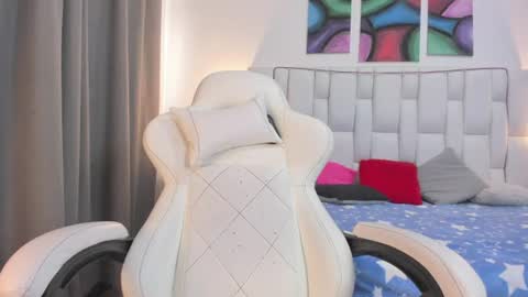 Megan Queen online show from July 2026 12:22:02 PM