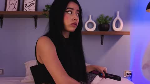 Snapshot of meganritz_ chatting on November 2025 07:38:01 PM Meganritz online show from November 2025 07:38:01 PM