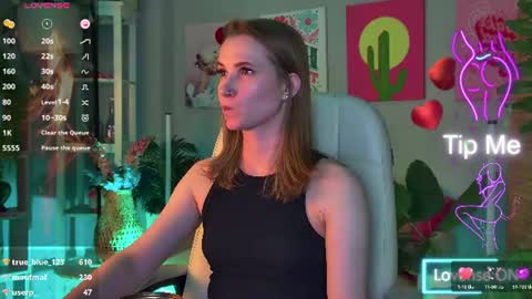 Snapshot of meganrodgers chatting on June 2026 12:43:02 AM megan online show from June 2026 12:43:02 AM