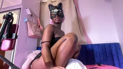 Snapshot of meganstallion1 chatting on May 2026 07:05:01 AM MEG online show from May 2026 07:05:01 AM