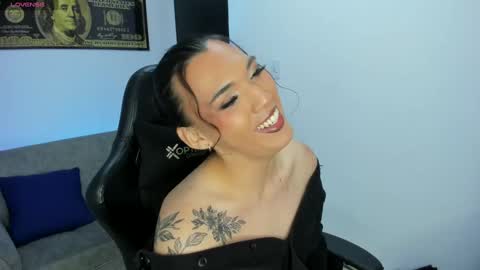 Meghan the doll online show from February 2025 05:18:02 PM