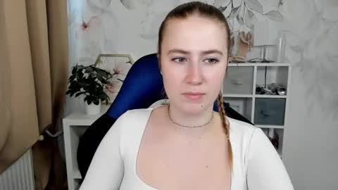 Snapshot of meganx_candy chatting on June 2026 11:41:02 AM Megan online show from June 2026 11:41:02 AM