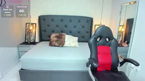 M E G A N  online show from October 2025 08:22:01 PM