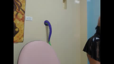 megara_love online show from November 2025 07:38:01 PM