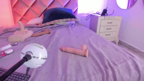 M E G A R A online show from February 2025 07:29:01 AM