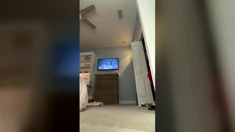 Snapshot of megcritt56 chatting on April 2026 12:54:02 AM megcritt56 online show from April 2026 12:54:02 AM