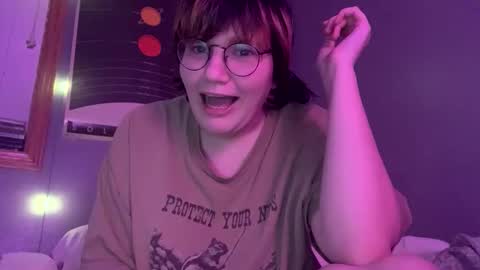 Snapshot of megeggs chatting on October 2025 04:24:01 AM Megeggs online show from October 2025 04:24:01 AM