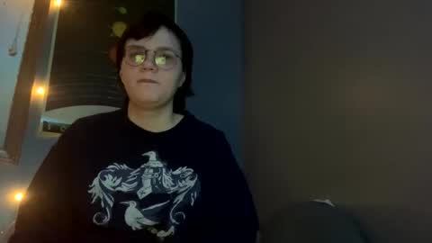 Snapshot of megeggs chatting on December 2025 06:29:02 AM Megeggs online show from December 2025 06:29:02 AM