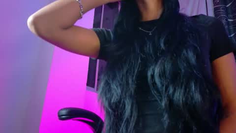 Snapshot of meggan_07 chatting on January 2026 03:44:02 AM meggan online show from January 2026 03:44:02 AM