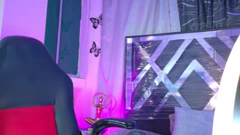 Snapshot of meggan_07 chatting on March 2026 11:23:01 AM meggan online show from March 2026 11:23:01 AM