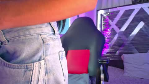 Snapshot of meggan_07 chatting on April 2026 09:12:02 PM meggan online show from April 2026 09:12:02 PM