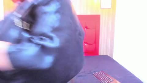 Snapshot of meggancurvy chatting on April 2026 06:00:01 PM meggancurvy online show from April 2026 06:00:01 PM