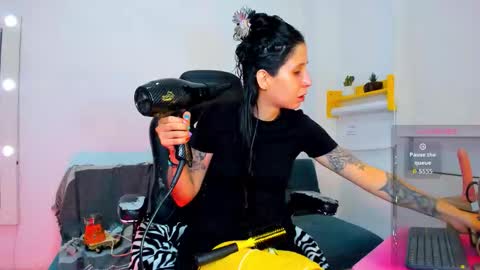 Juli online show from March 2026 10:18:02 AM