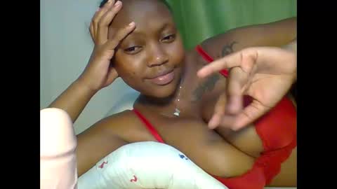 Snapshot of meghan_spice chatting on October 2025 09:34:01 PM meghan_spice online show from October 2025 09:34:01 PM