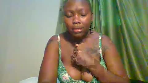 Snapshot of meghan_spice chatting on October 2025 01:31:02 PM meghan_spice online show from October 2025 01:31:02 PM