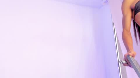 Snapshot of meghanallen_ chatting on April 2026 08:36:02 PM meghanallen_ online show from April 2026 08:36:02 PM