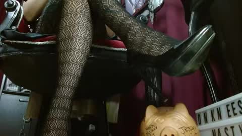 Snapshot of megoddessara chatting on May 2026 04:14:01 PM Goddess Sara online show from May 2026 04:14:01 PM