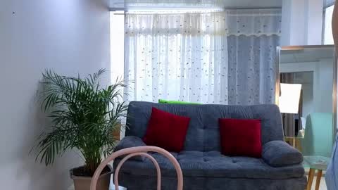 Mei online show from February 2025 07:49:01 PM