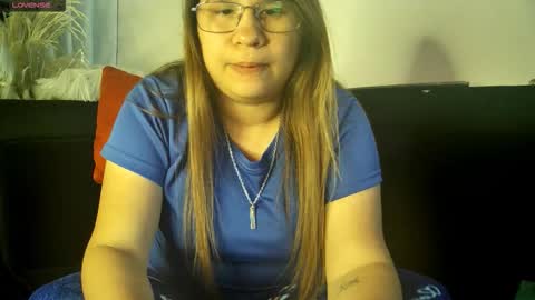 Snapshot of meichangcb chatting on March 2026 05:02:01 AM mei chang online show from March 2026 05:02:01 AM