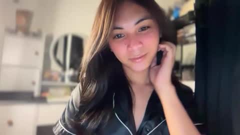 Snapshot of meiluxe chatting on April 2026 04:51:01 AM meiluxe online show from April 2026 04:51:01 AM