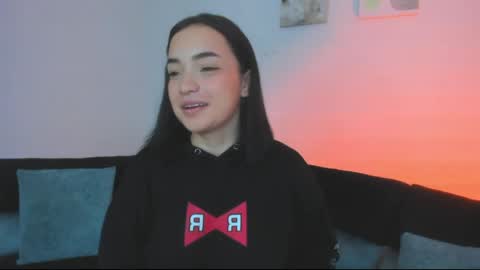 Snapshot of meily_oficial chatting on April 2026 11:38:02 PM IG soymeily oficial online show from April 2026 11:38:02 PM