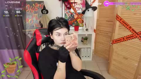 Snapshot of mekurisu chatting on October 2025 01:20:02 AM mekurisu online show from October 2025 01:20:02 AM