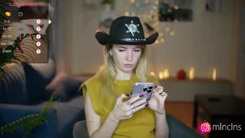 MELANIE  PVT ONLY 60TK PER MIN online show from October 2025 03:35:01 PM