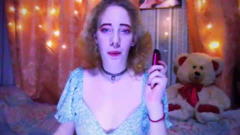 Snapshot of mel_mellie chatting on December 2024 08:11:01 PM Mel Mellie online show from December 2024 08:11:01 PM