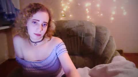 Snapshot of mel_mellie chatting on January 2025 10:34:01 PM Mel Mellie online show from January 2025 10:34:01 PM